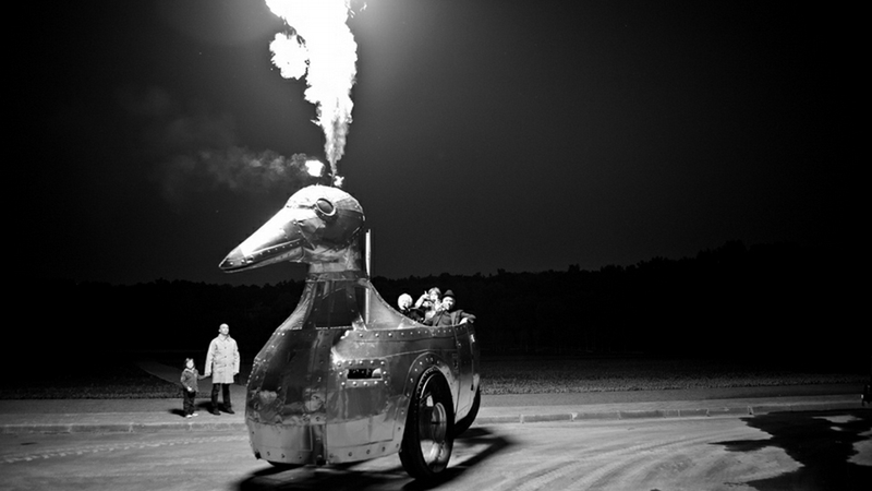 Illustration for article titled Flame shooting Russian duck car is not your average "duckmobile"